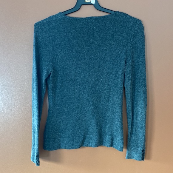 Jax essentials sweater in size small made with silk and cashmere blend. - Picture 2 of 7